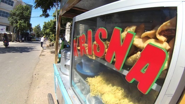 'Indonesia Makassar Street Food 1721 Part.2 Bakwan Malang di Ujung Pandang YDXJ0299 MYN010299'