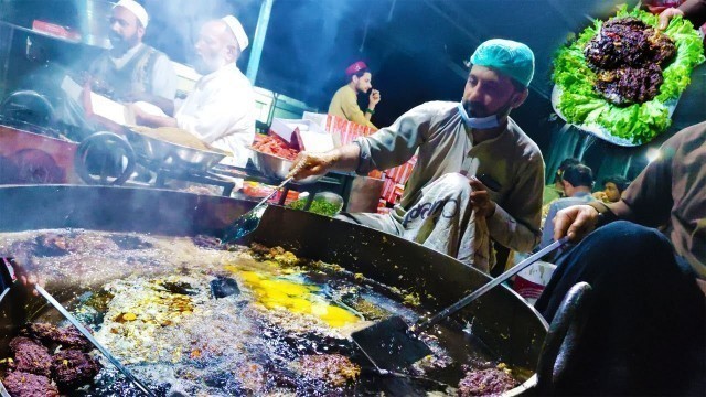 'Chapli Kabab Malang jan Famous Kabab || spicy kabab || peshawar street food asian street Food'