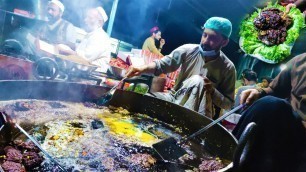 'Chapli Kabab Malang jan Famous Kabab || spicy kabab || peshawar street food asian street Food'