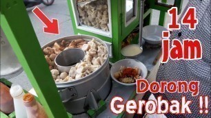 'Bakso Malang Asli Cuma 10 ribu , jualannya Keliling Pakai Gerobak - Kuliner Bandung Street Food'