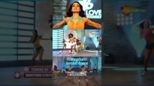 'Aerobic Dance Workout | Bipasha Basu #goodhealth24by7 #shorts #stayfit #bipashabasu'