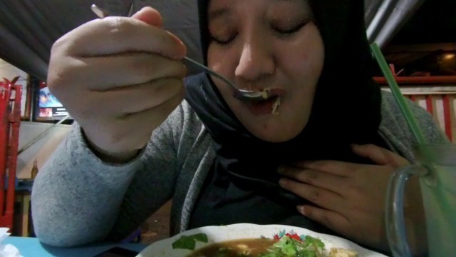 'STREET FOOD MALANG - TAHU CAMPUR PAK IWAN JAGALAN'