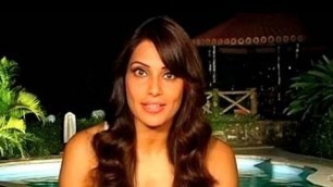 'Bipasha urges Mumbai to walk for fitness'