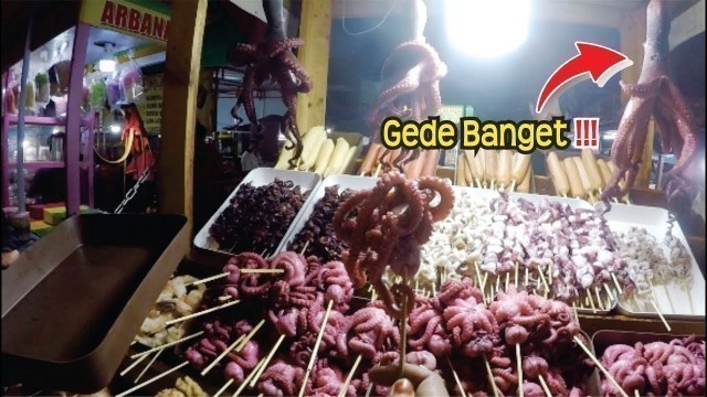 'NYOBAIN SATE GURITA DI STREET FOOD NIGHT MARKET KOTA BATU MALANG'