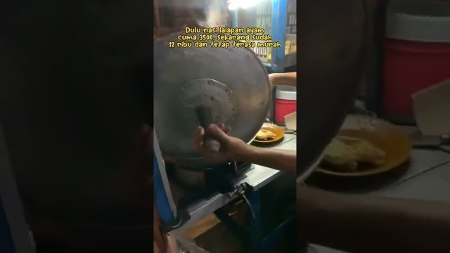 'Video by @arifbarokah Lalapan Pak Nir, Jl. MT Haryono Malang #kulinermalang #streetfood #kotamalang'