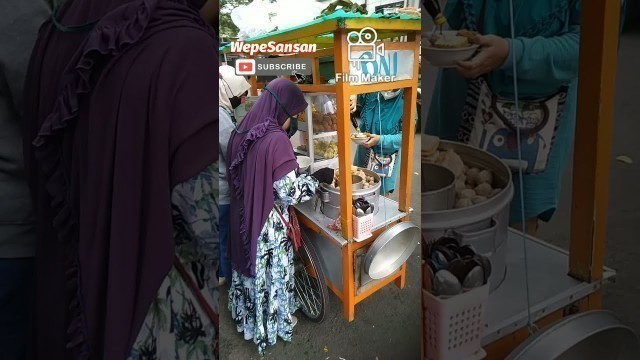 'Bakso BNI Universitas Brawijaya Malang, Bakso Jalanan Paling Enak di Malang. Street Food Indonesia'