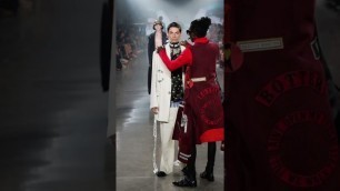 '#YoungThug fixes a models look during Fashion show, 2016