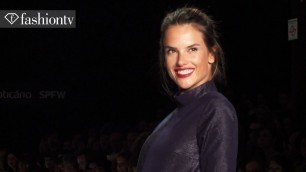 '5-Months Pregnant Alessandra Ambrosio on Colcci\'s Runway at Sao Paulo Fashion Week Fall 2012 | FTV'