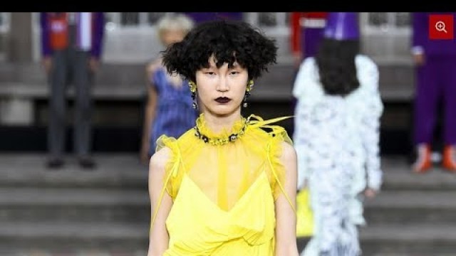 'KENZO Full Show Spring Summer 2018 Paris - Fashion Channel'