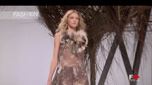 'KENZO - Paris Autumn Winter 2010-11 - Fashion Channel'