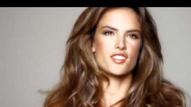 'Alessandra Ambrosio Victoria\'s Secret (HAIR BY ORIBE)'