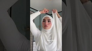 '@Onlydila Everyday Hijab tutorial 