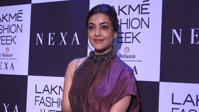 'Kajal Agarwal With Sister Nisha Agarwal At Lakme Fashion Week 2018'