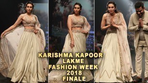 'Karishma Kapoor Ramp Walk 2018 | Lakme Fashion Week 2018 | LFW Ramp Walk 2018'