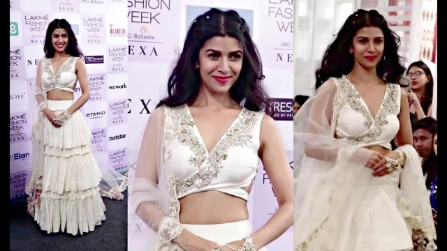 'Nimrat Kaur In Ruffled Ivory Lehenga At Lakme Fashion Week 2018 Day 3'