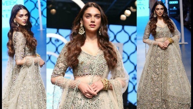 'Aditi Rao Hyadari Ramp Walk In Padmaavat Look At Lakme Fashion Week 2018'