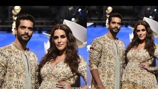 'PREGNANT Neha Dhupia Rampwalk with Baby Bump at Lakme Fashion Week 2018 - Bollywood Now'