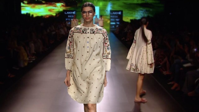 'Vrisa By Rahul & Shikha | Spring/Summer 2018 | Lakme Fashion Week'