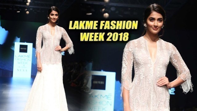 'Gorgeous Pooja Hegde Ramp Walk At Lakme Fashion Week 2018 | LFW 2018'