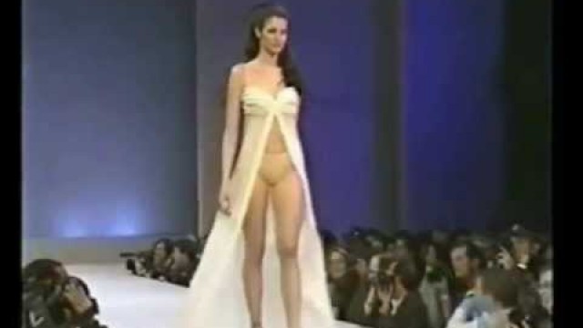 'STEPHANIE SEYMOUR CATWALK VICTORIA\'S SECRET 1995-2000.'