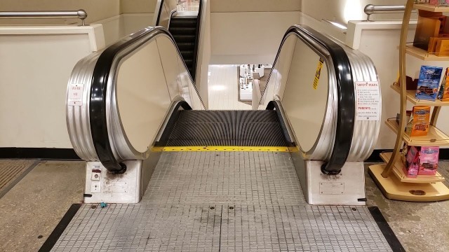 'Vintage Montgomery Escalators @ JCPenney, Fashion Square Mall, Saginaw, MI'