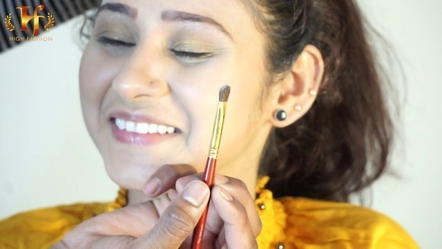 'Cute Girl makeup | Riya khan | college fashion light makeover video |  रिया खान| हाई फैशन'