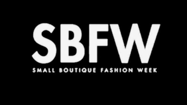 'SMALL BOUTIQUE FASHION WEEK CHICAGO PRESENTS BELLA CRAZE'