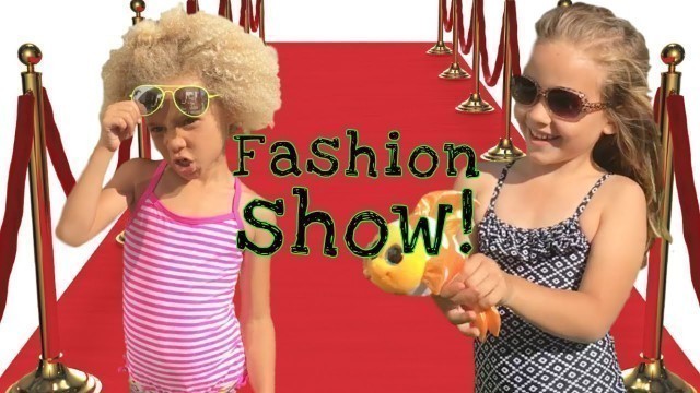 'KIDS FASHION SHOW || Cute Girls Playing Dress Up!'