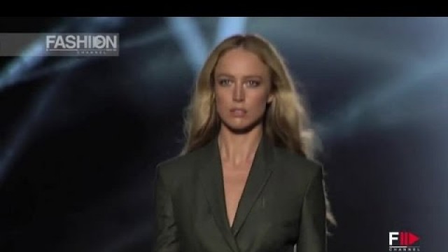 'VERSACE Spring Summer 2016 Full Show Milan by Fashion Channel'