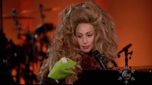 'Lady Gaga - Gypsy - Lady Gaga & the Muppets\''