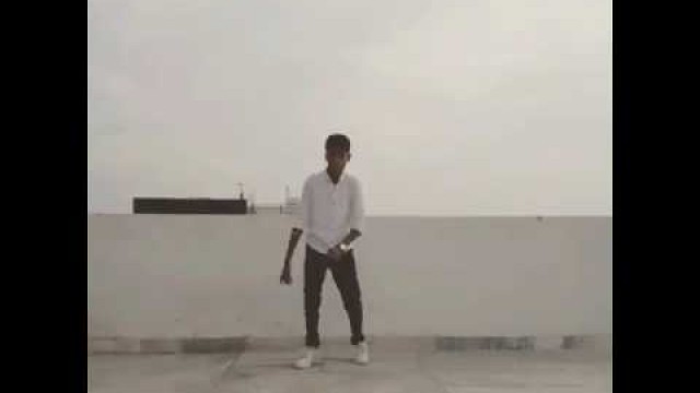 'A wonder full dance on Fashion song(allahabad) harsh yadav'