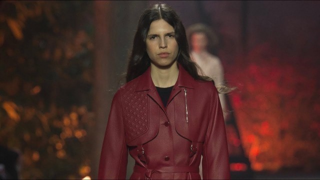 'A 60 Second ⏱ Review of the Hermes FW18 show'