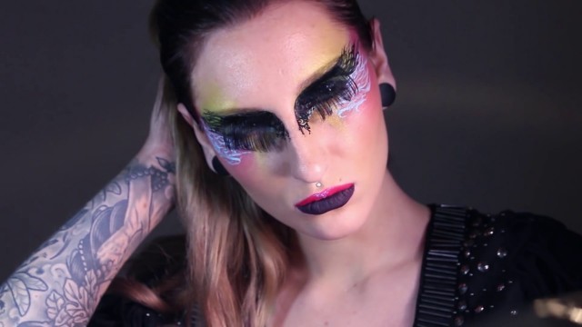 'HIGH FASHION EDITORIAL AVANT GARDE MAKEUP TUTORIAL'