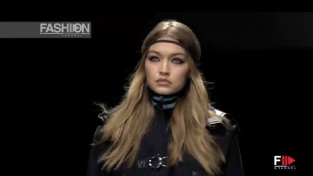 'VERSACE Full Show Fall 2016 Milan Fashion Week by Fashion Channel'