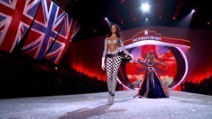 'Victoria\'s Secret Fashion Show 2013 - British Invasion - Light Em Up - Fall Out Boy and Taylor Swift'