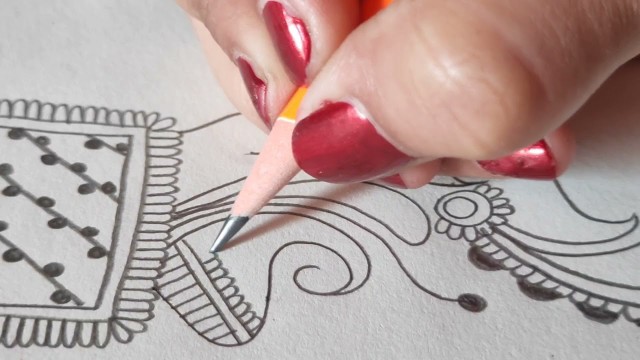 'Pencil Mehndi Design For Beginners || Fashion Club || Easy Mehndi Design'