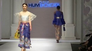 'Off-the-shoulder styles, asymmetrical designs dominated Pakistan Fashion Week'