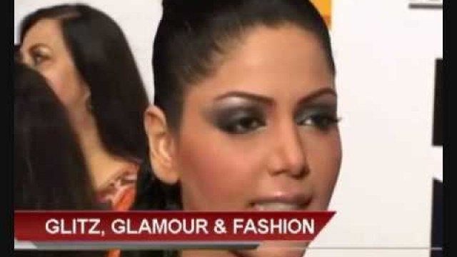 'Hadiqa Kiani brief clips at Pakistan Fashion Week'