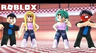 'COPIANDO ROPA EN FASHION FRENZY (Y SE ENFADAN!) en ROBLOX