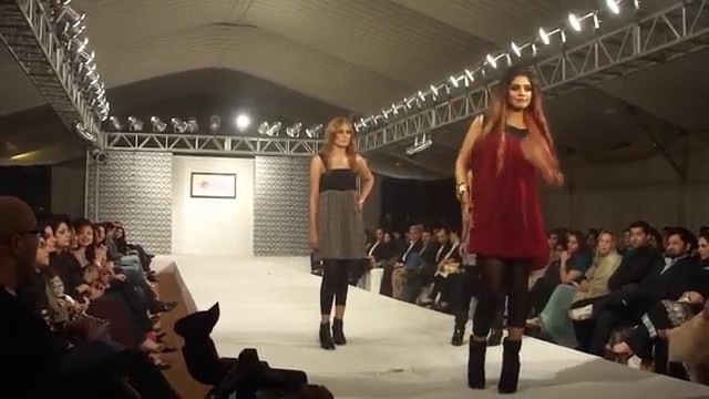 'Fashion Show 10 Feb 2011 with Pakistani Models Lahore Pakistan'