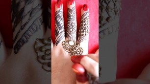 '#Shots |New Finger Mehndi Design 