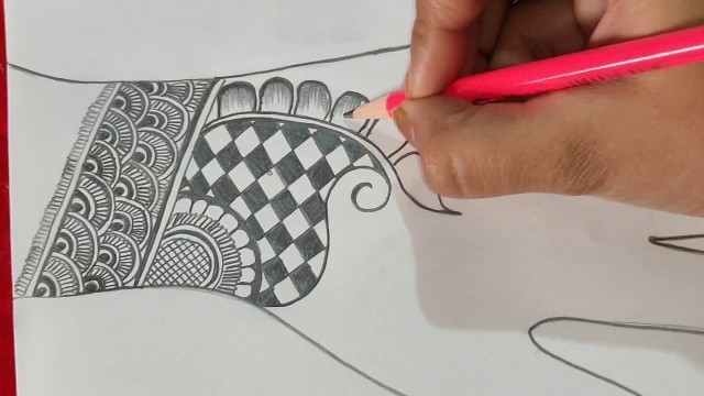 'Beautiful front hand mehndi design 