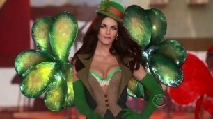 'Hilary Rhoda Victoria\'s Secret Runway Walk Compilation 2012-2013 HD'